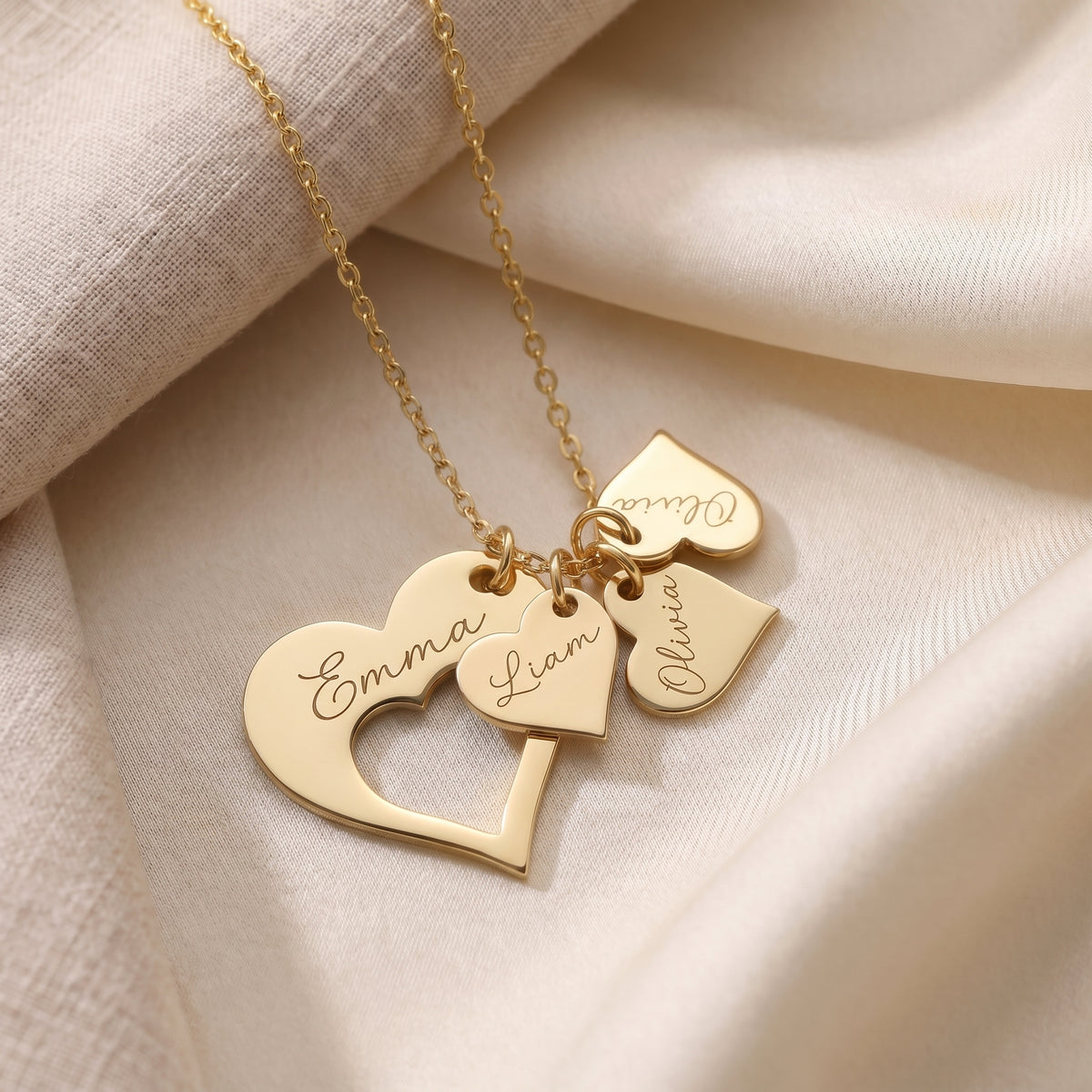 Personalised Family Heart Necklace – Mum & Children Name Necklace