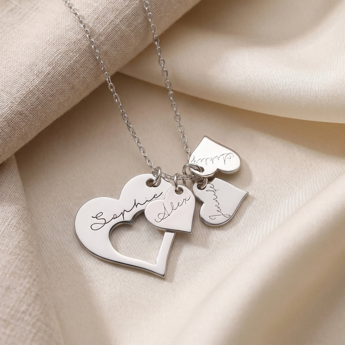 Personalised Family Heart Necklace – Mum & Children Name Necklace
