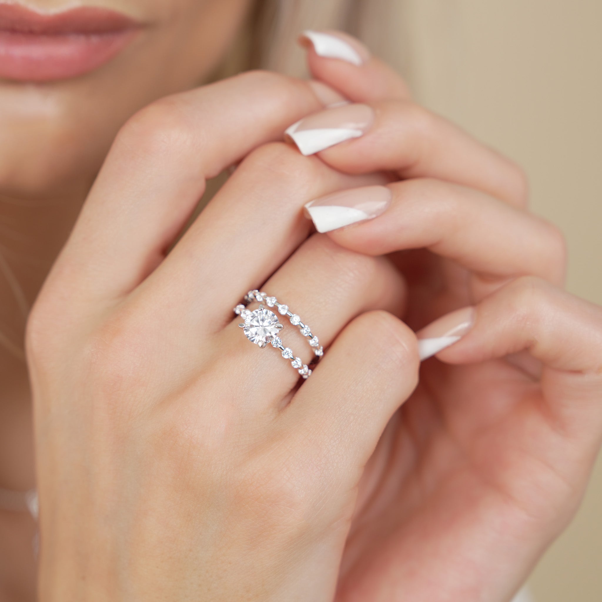 Round-Cut Engagement Ring Set